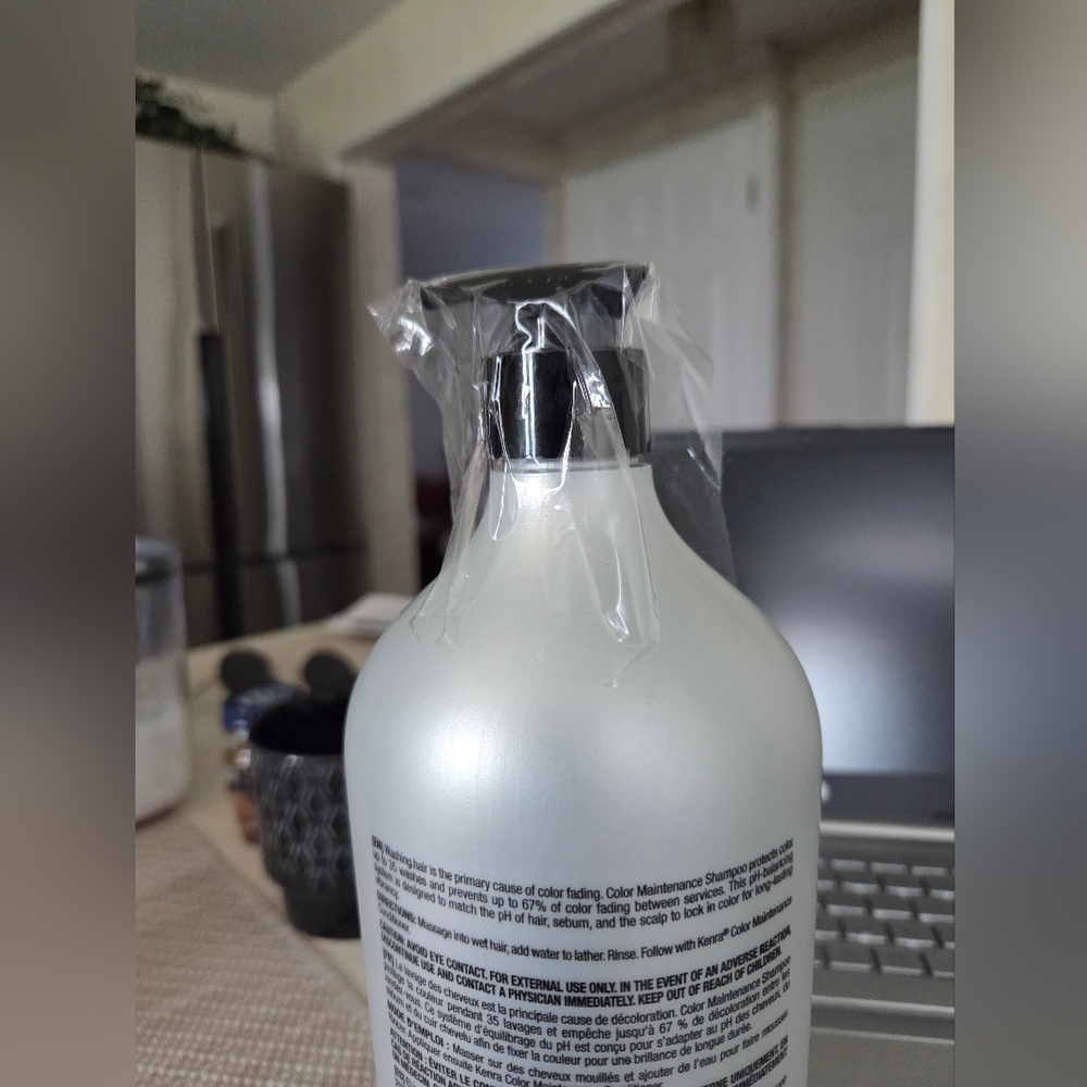 Kenra Color Maintenance Shampoo 33.8 Oz. Brand New Sealed! - Picture 4 of 4